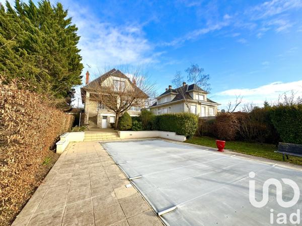 Demeure 9 pièces de 205 m² à La Charité-sur-Loire (58400)