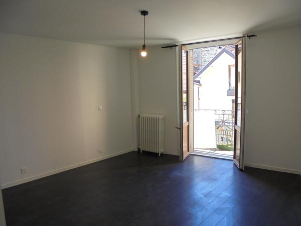 Annecy (74000) Hyper centreville, à côté de la rue carnot