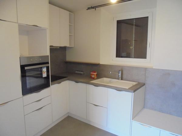 Annecy (74000) Hyper centreville, à côté de la rue carnot