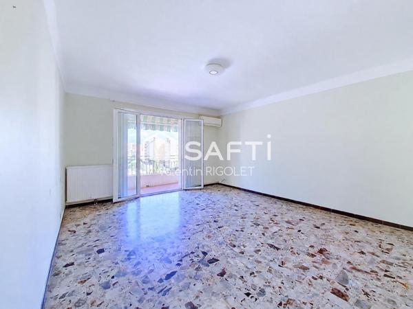 T3 Traversant Est / Ouest - Lumineux - 2 Terrasses