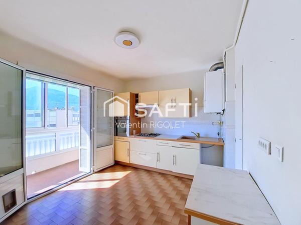 T3 Traversant Est / Ouest - Lumineux - 2 Terrasses