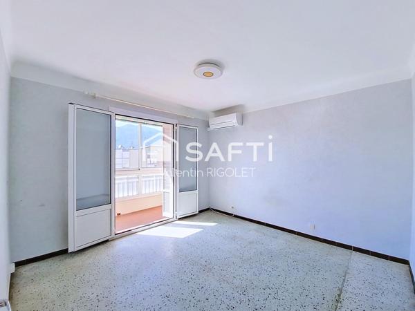 T3 Traversant Est / Ouest - Lumineux - 2 Terrasses