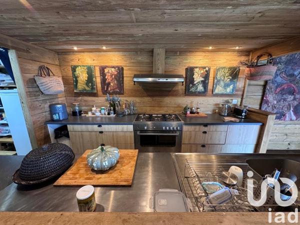 Maison traditionnelle 8 pièces de 320 m² à Goyave (97128)