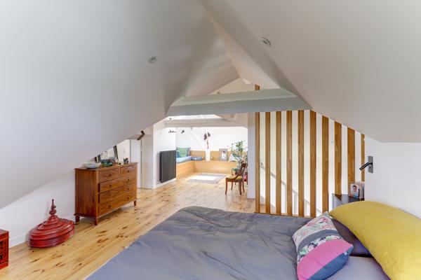 Maison 10 pièce(s) 6 chambre(s) 240 m²