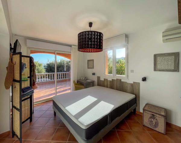 Villa de standing à vendre 6 pièces BELVEDERE CAMPOMORO (20)