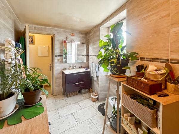 Maison Quercynoise avec jardin et dépendance - Saint Daunès