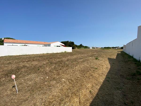 SAINT DENIS - Terrain à bâtir - 794 m2