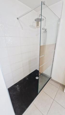 BRON T2 45m² avec PATIO - Très bon état