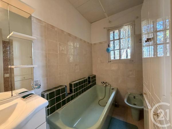 Maison à vendre  5 pièces - 116,50 m 2   ARLES  - 13