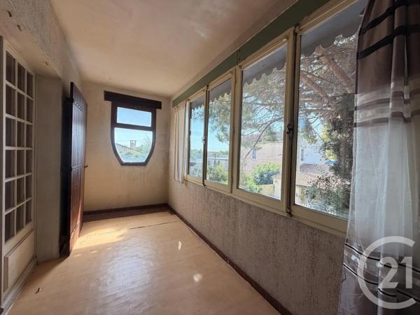 Maison à vendre  5 pièces - 116,50 m 2   ARLES  - 13