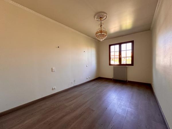 COURNON D'AUVERGNE - PLAIN PIED 118 M2 - 3 CHAMBRES - Cournon d auvergne