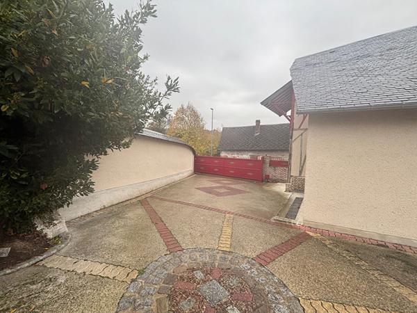 Maison Bernay 4 pièce(s) 137.89 m2