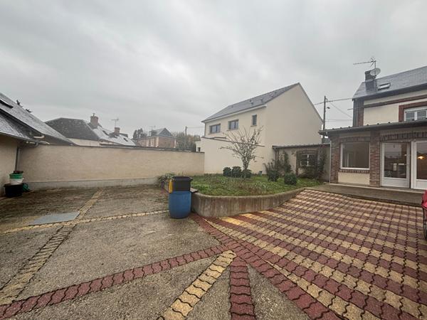 Maison Bernay 4 pièce(s) 137.89 m2