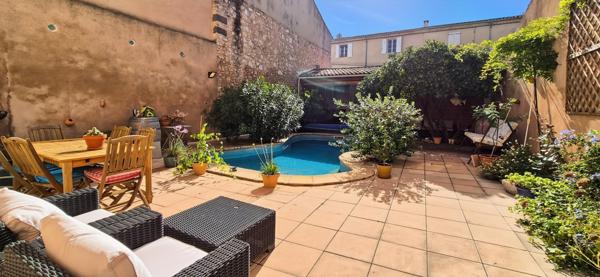 Volumes, jardin plein sud, 5 suites, calme, cachet