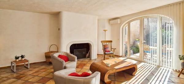 Volumes, jardin plein sud, 5 suites, calme, cachet