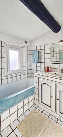 Volumes, jardin plein sud, 5 suites, calme, cachet