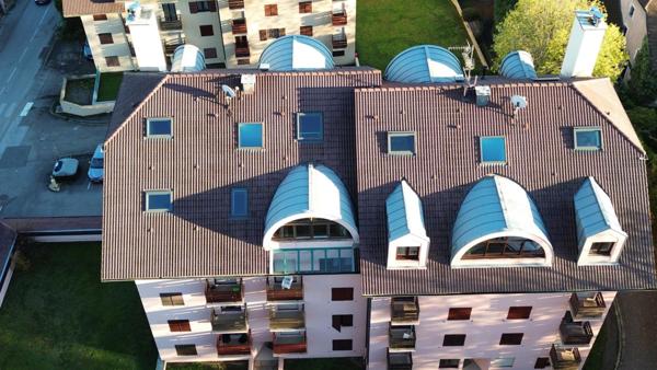 Spacieux T5 en duplex en attique vue Jura et Mont Blanc