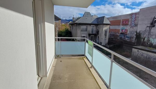 Appartement T4 avec balcon