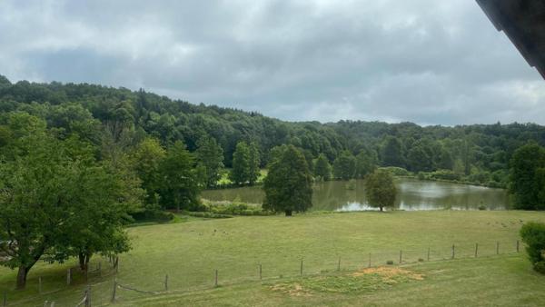 Propriété de charme au cœur de 14 hectares de nature préservée