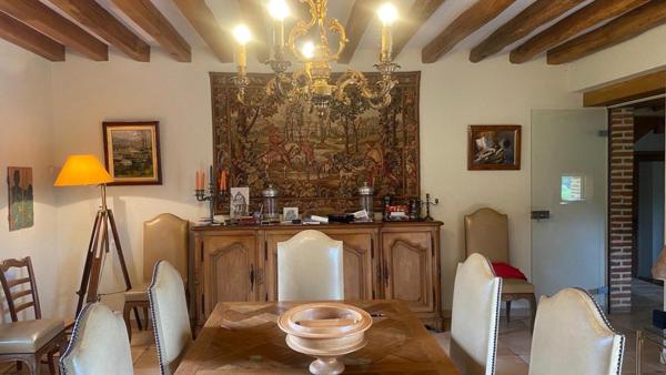 Propriété de charme au cœur de 14 hectares de nature préservée