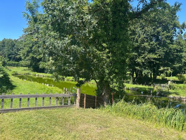Propriété de charme au cœur de 14 hectares de nature préservée