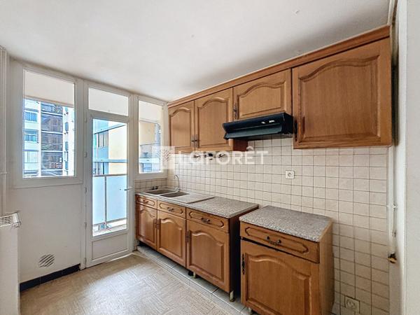 Achat appartement Orange - 4 pièce(s) - 68 m² - 66 000 €