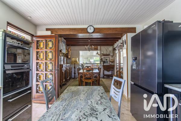 Maison à vendre 4 pièces 123 m² Arles