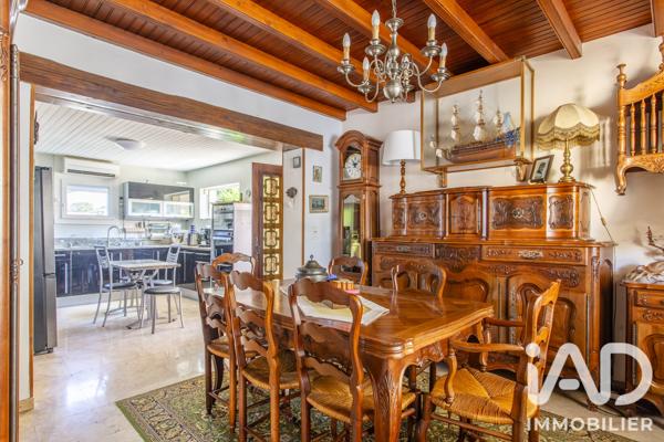 Maison à vendre 4 pièces 123 m² Arles