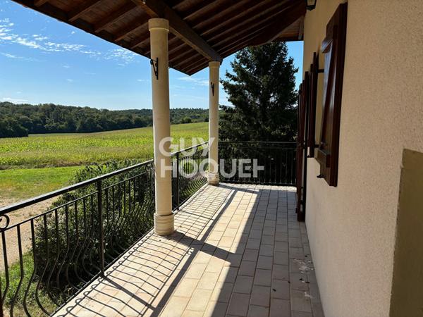 Maison Saint Amour 7 pièce(s) 118 m2 avec piscine