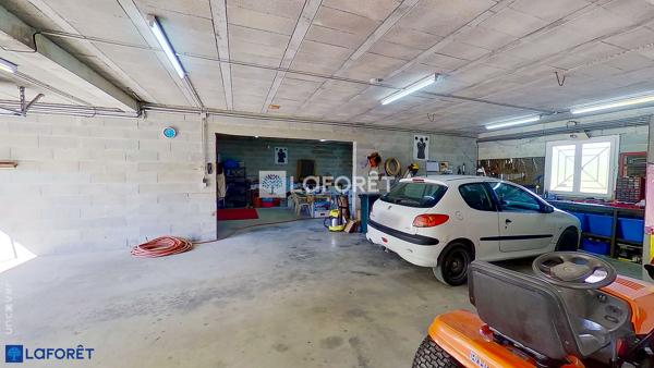 Achat maison Saint-Laurent-de-Cerdans - 5 pièce(s) - 128 m² - 399 000 €