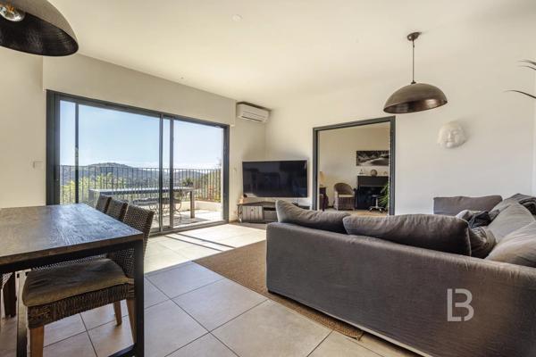 Magnifique villa-appartement au calme à vendre au Tignet