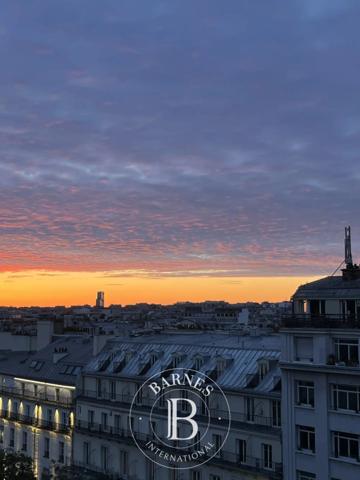 Paris 2ème, Appartement  92 m² à vendre