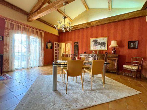 Dans un écrin de verdure !