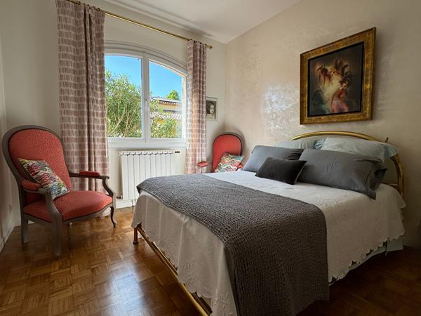 Dans un écrin de verdure !