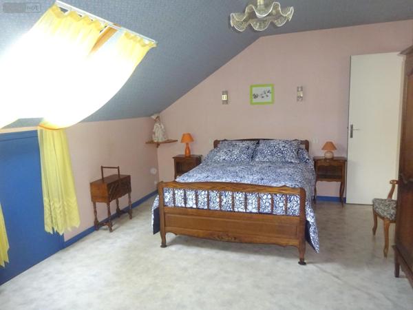 Pavillon à vendre à Nogent-le-Rotrou dans l'Eure-et-Loir (28400), ref : NOG 1022