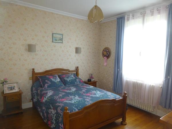 Pavillon à vendre à Nogent-le-Rotrou dans l'Eure-et-Loir (28400), ref : NOG 1022