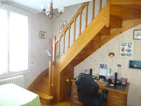 Pavillon à vendre à Nogent-le-Rotrou dans l'Eure-et-Loir (28400), ref : NOG 1022