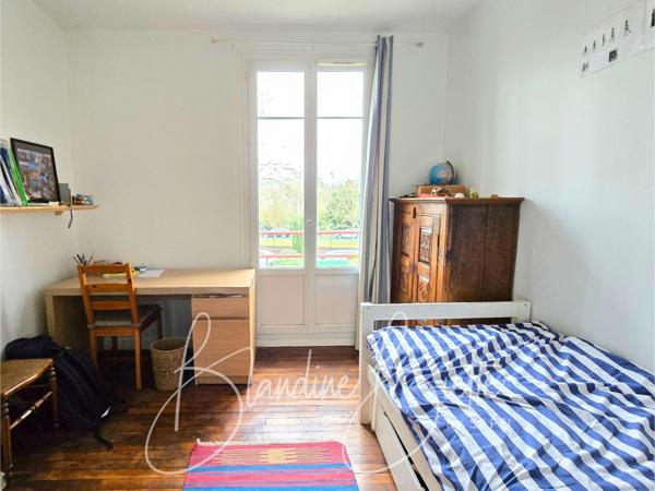 Maison ancienne à 5 mn du RER Vésinet Centre