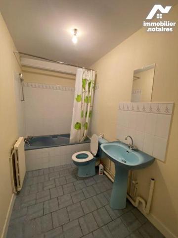 INVESTISSEMENT LOCATIF :
Immeuble avec plusieurs lots comprenant :

Lot n° 1 (rez-de-chaussé...