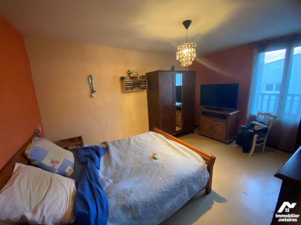 INVESTISSEMENT LOCATIF :
Immeuble avec plusieurs lots comprenant :

Lot n° 1 (rez-de-chaussé...