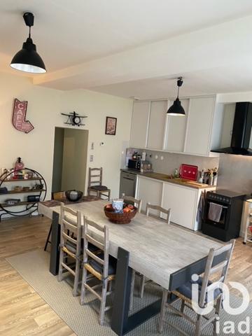 Immeuble à vendre 175 m² Longué-Jumelles