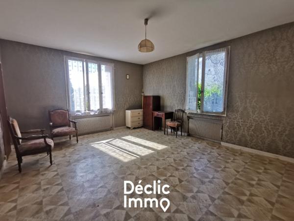 Vente maison individuelle Niort, 173m² 7 pièces 185 000€ Deux-sèvres