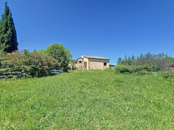 Mas en position dominante avec piscine, court de tennis, studio indépendant et terrain de plus d’un hectare – Bédarieux, Causses