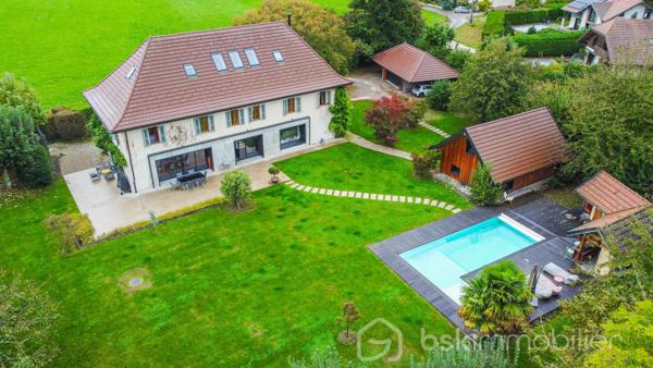 Maison de maitre de 373 m²