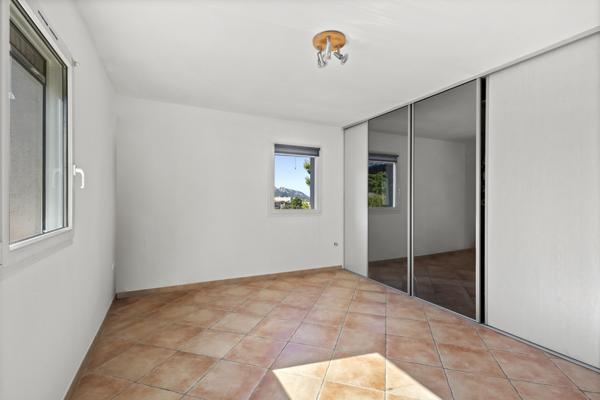 Les baumettes (13009) Villa T5 - 155 m² - Terrain 680 m² avec piscine - La Panouse (Marseille 9e)
