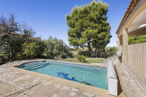 Les baumettes (13009) Villa T5 - 155 m² - Terrain 680 m² avec piscine - La Panouse (Marseille 9e)