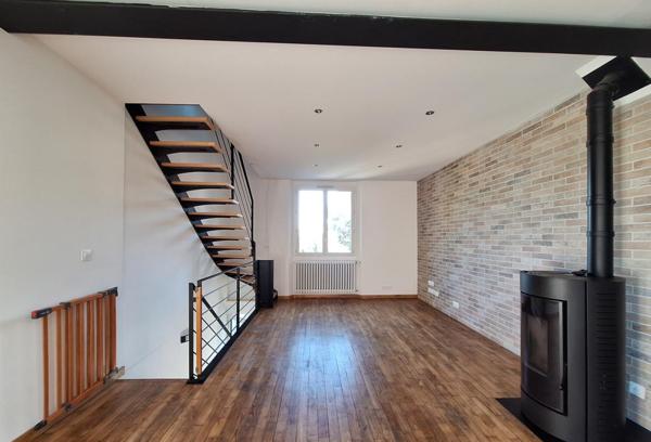 Maison T3 à louer - 59 m² (réf : 565834)