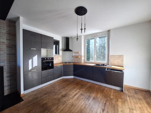 Maison T3 à louer - 59 m² (réf : 565834)