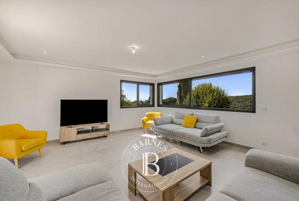 Vence, Villa  225 m² à vendre
