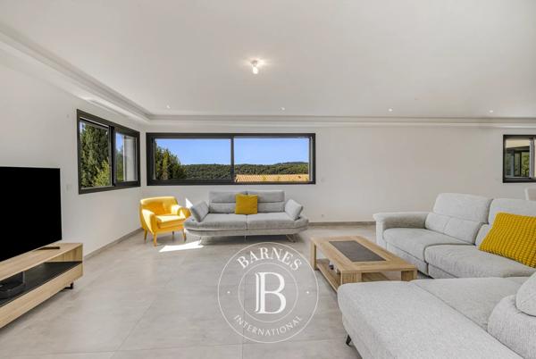 Vence, Villa  225 m² à vendre